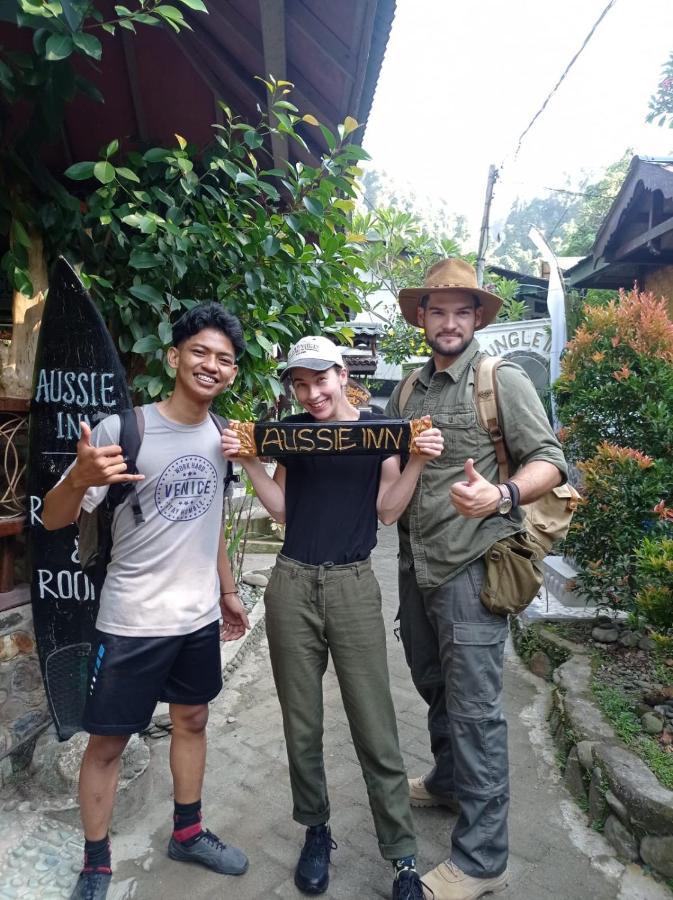 Aussie Inn Bukit Lawang Exterior photo