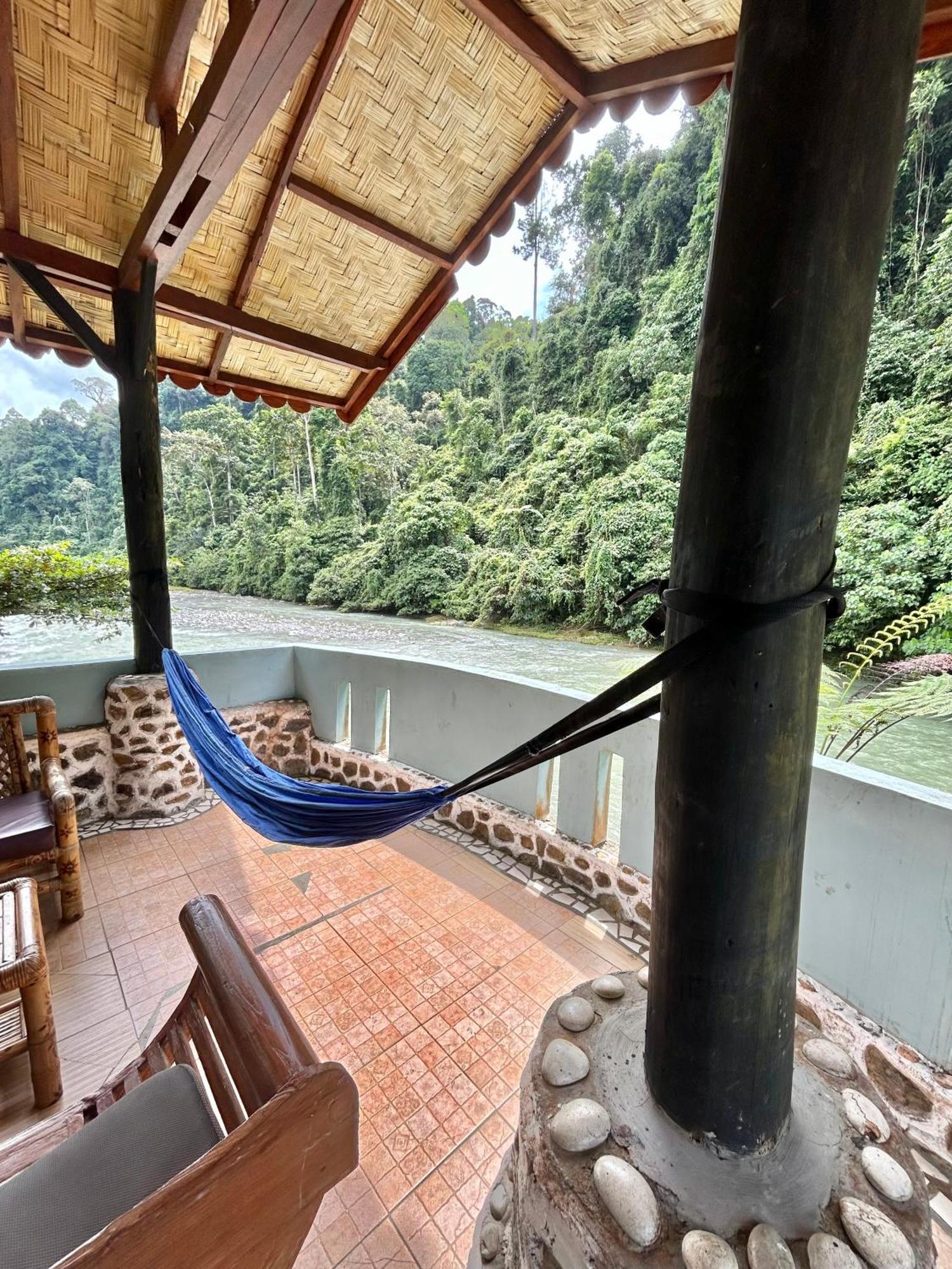 Aussie Inn Bukit Lawang Exterior photo